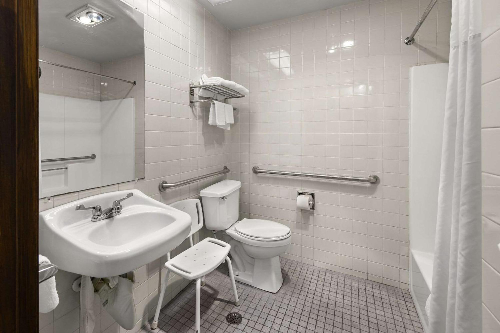 Suburban Studios Kansas City Airport North Platte City Экстерьер фото